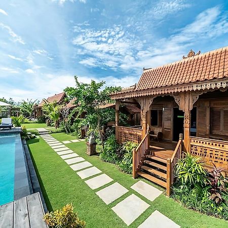 Lima Beach Inn Munggu ภายนอก รูปภาพ