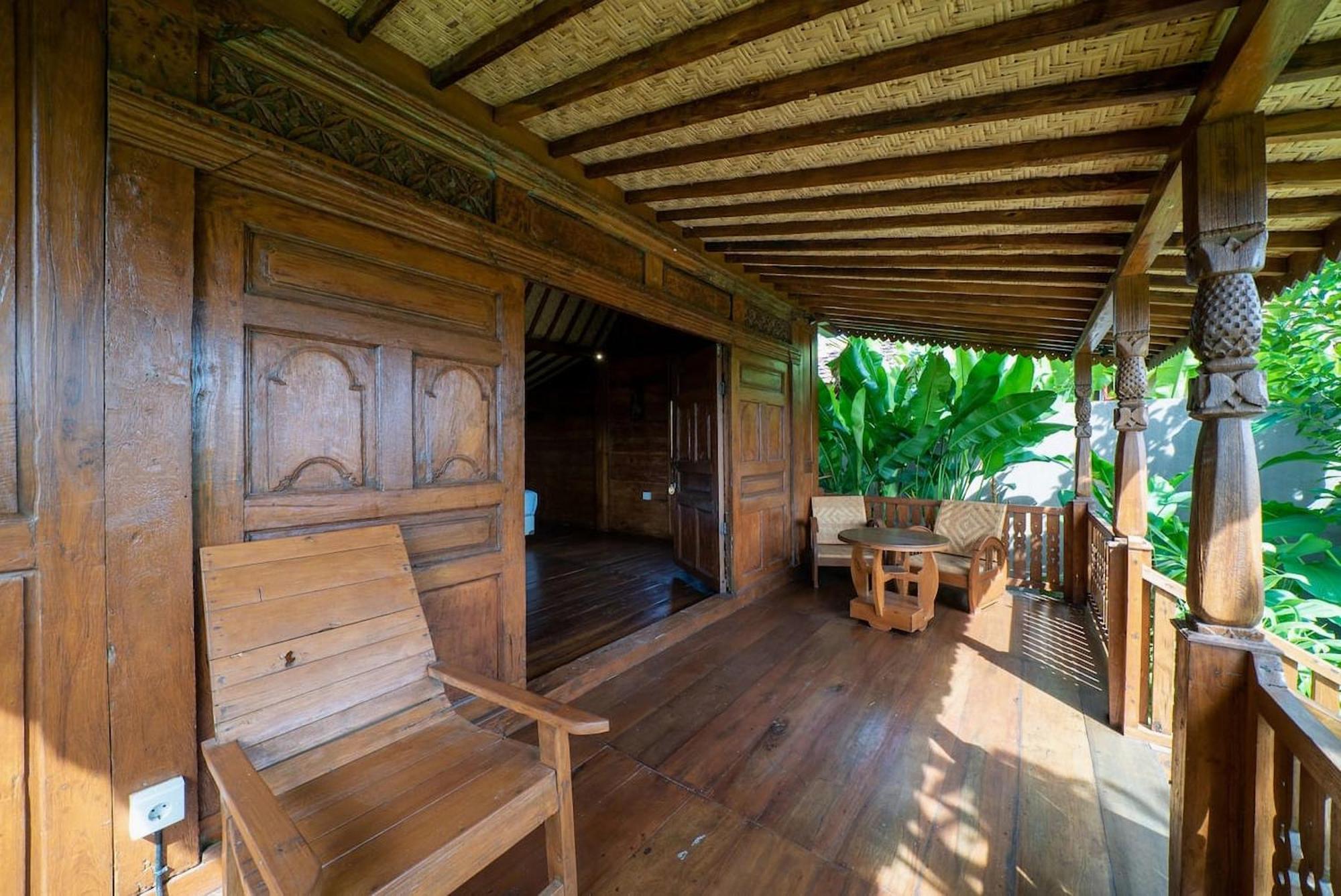 Lima Beach Inn Munggu ภายนอก รูปภาพ