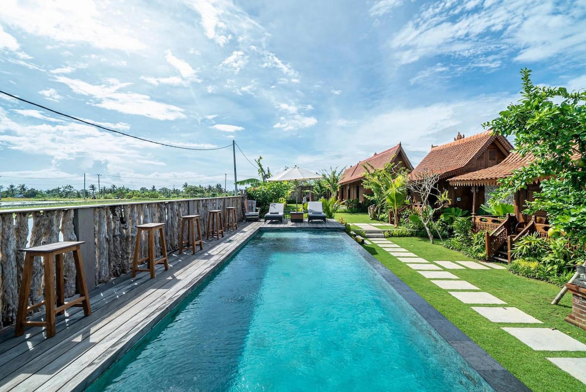 Lima Beach Inn Munggu ภายนอก รูปภาพ